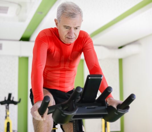 Hometrainer Guide: Hvilken hometrainer skal jeg vælge? hometrainer guide