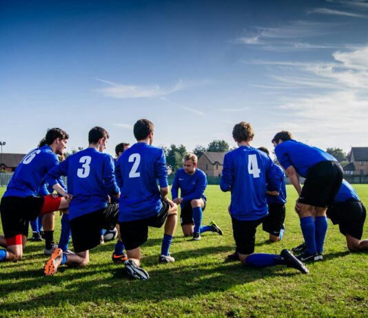 Smerter og skader i sport: Ã…rsager, forebyggelse og behandling